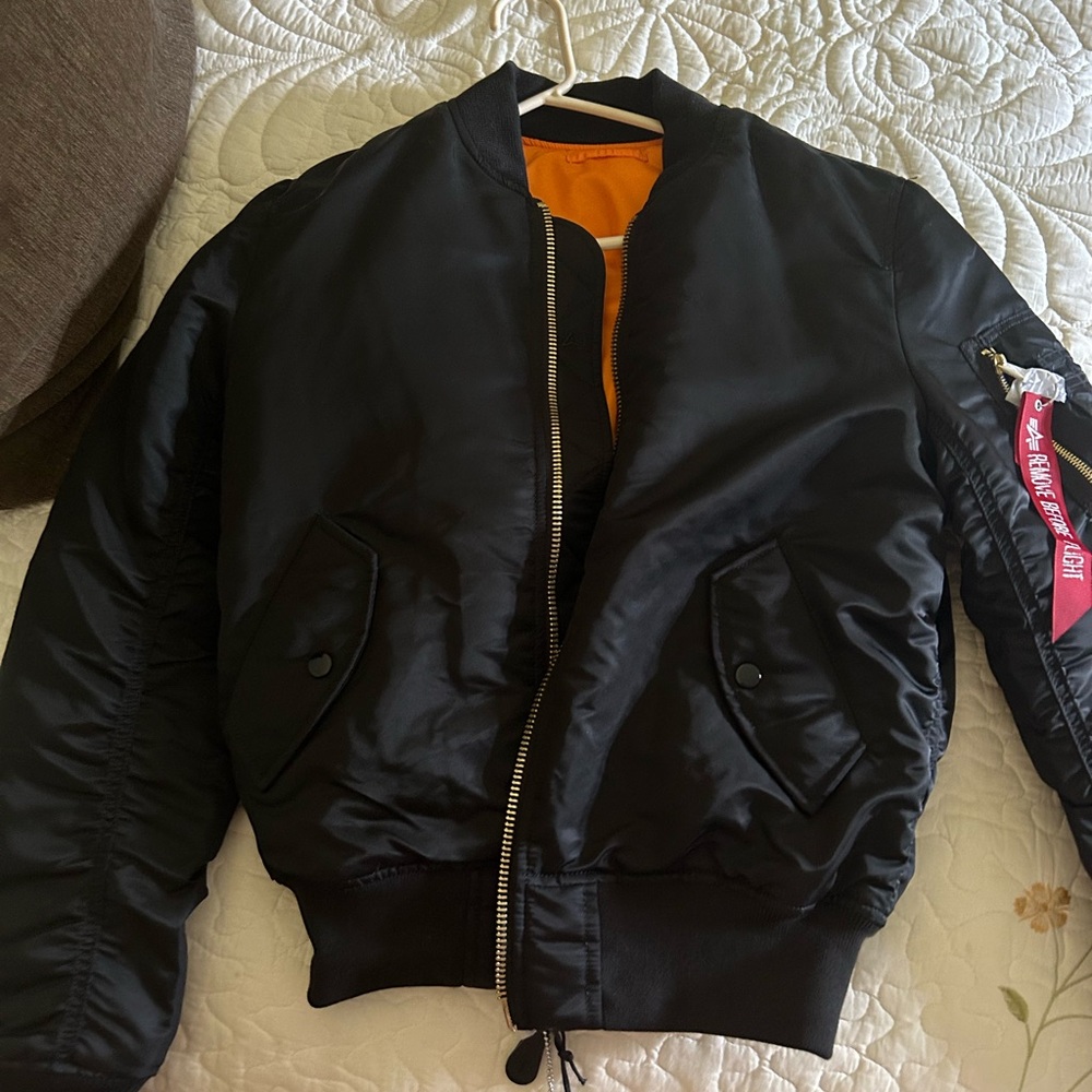 Alpha industries jacket nwt size small
